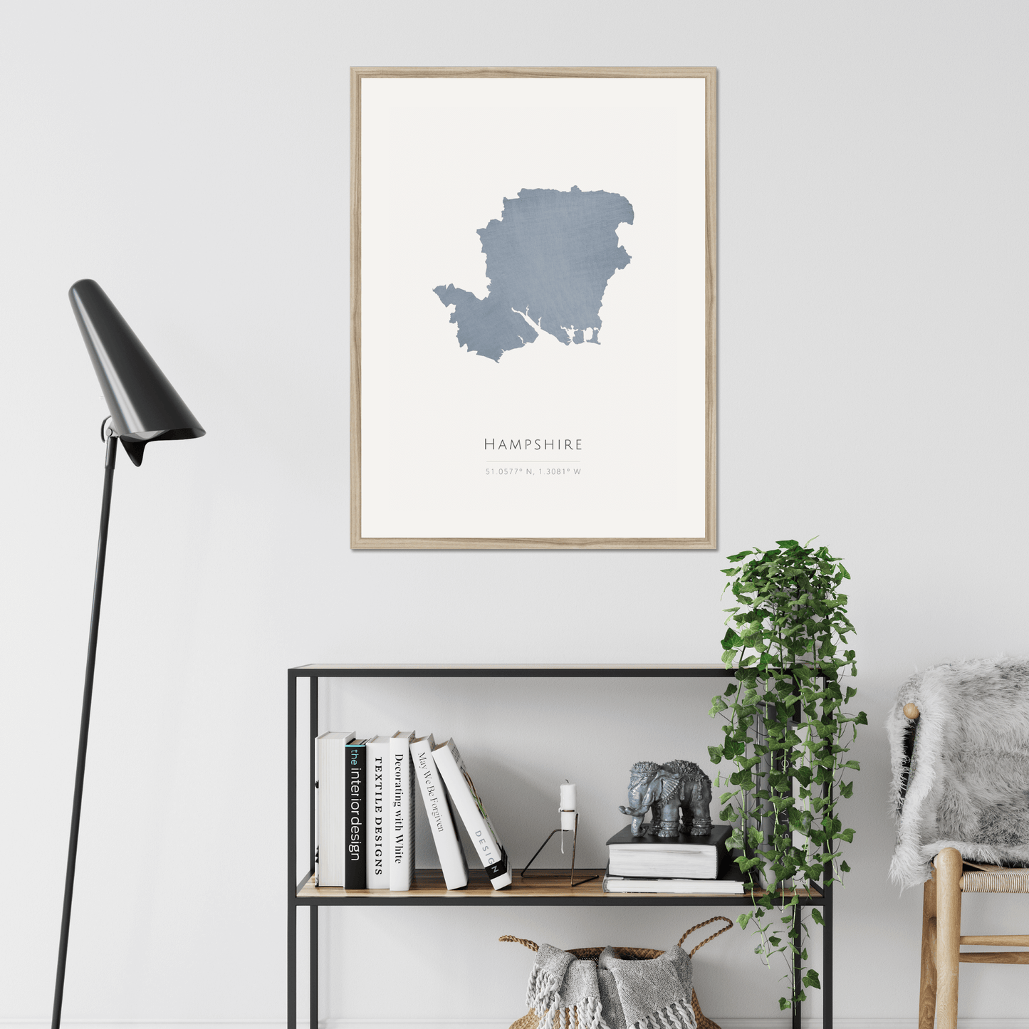 Hampshire - Framed & Mounted Map