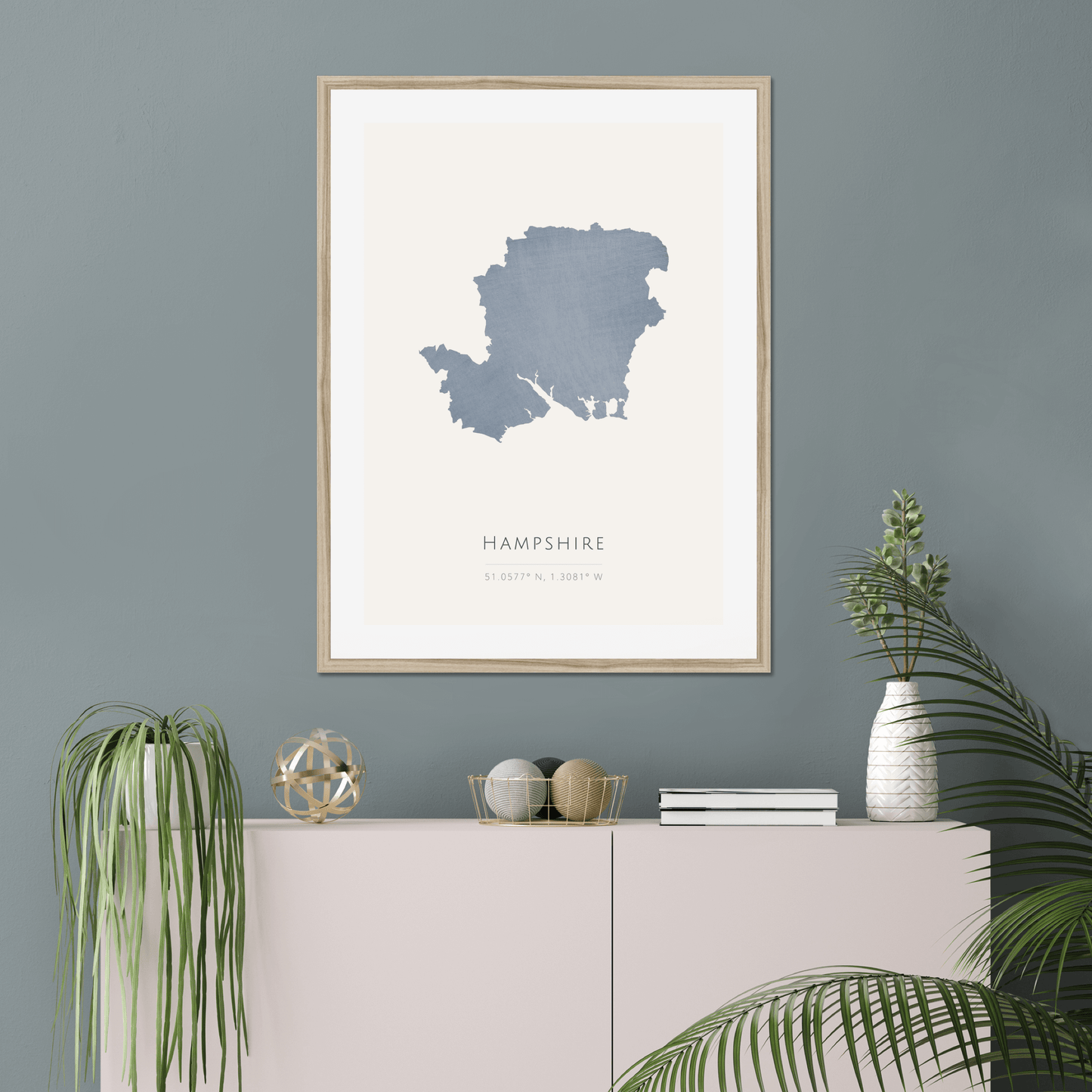 Hampshire - Framed & Mounted Map